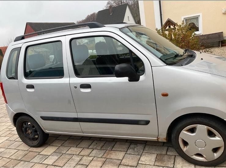 Gebraucht Suzuki Wagon R+ 76 PS (55 kW) 2002 Silber Van / Kleinbus