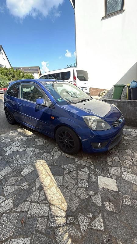 Gebraucht Ford Fiesta ST 150 PS (110 kW) 2006 Blau Kleinwagen