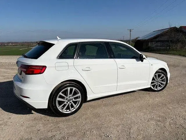 Gebraucht Audi A3 Sportback 110 PS (80 kW) 2017 Weiß Kleinwagen