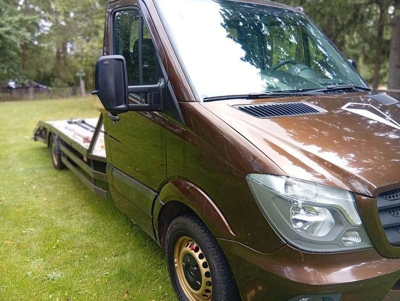 Braun Gebraucht 2006 Mercedes Sprinter Van | 13.850 € - Bild 1/4