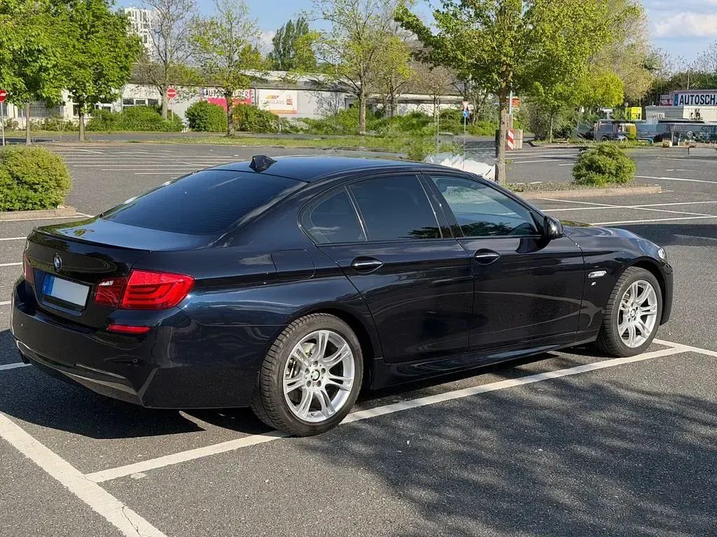 Gebraucht BMW 528 M Sport 245 PS (180 kW) 2012 Schwarz Limousine