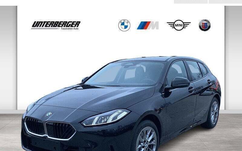 Black sapphire Gebraucht 2025 BMW 116 Shadowline Kleinwagen | 29.990 € - Bild 1/4
