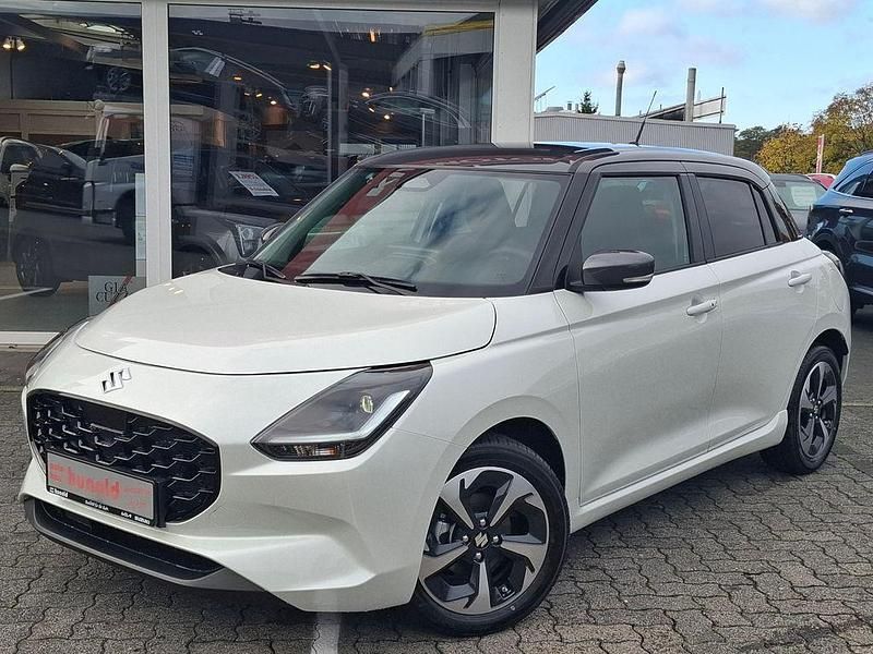 Neu Suzuki Swift Comfort+ 83 PS (61 kW) 2025 Gelb Kleinwagen