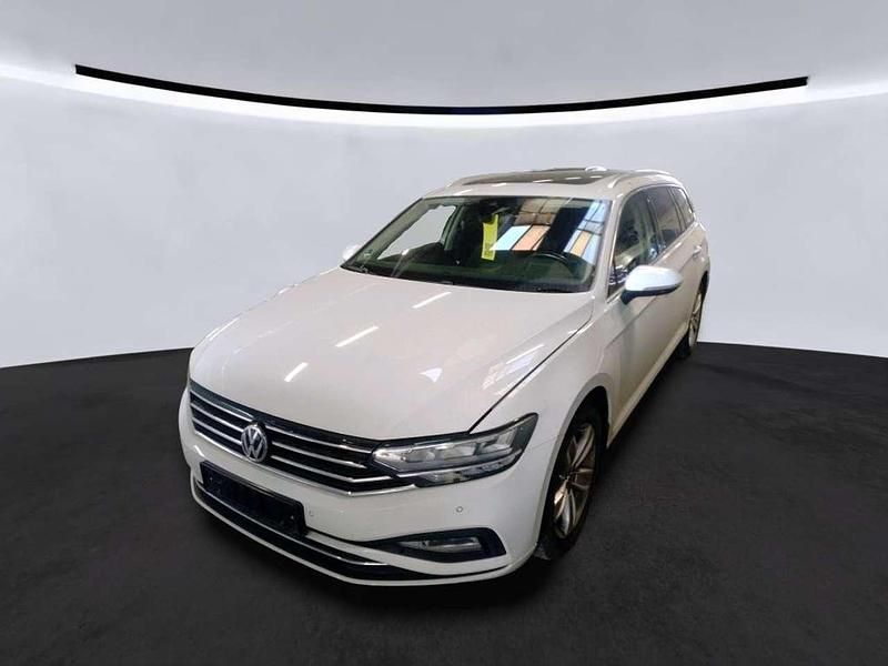 Gebraucht VW Passat 190 PS (139 kW) 2020 Pure white Kombi