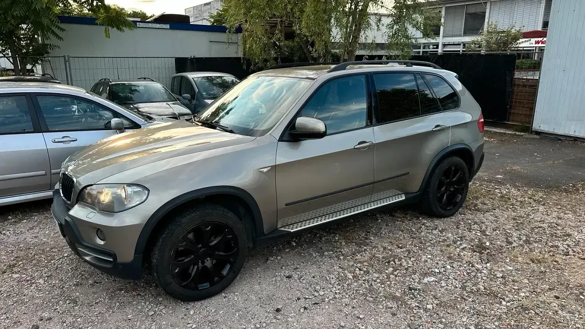Gebraucht BMW X5 235 PS (172 kW) 2008 Braun SUV