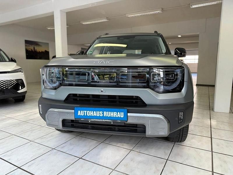 Grün Gebraucht 2025 Baic BJ30 SUV | 33.900 € (Fairer Preis) - Bild 1/4