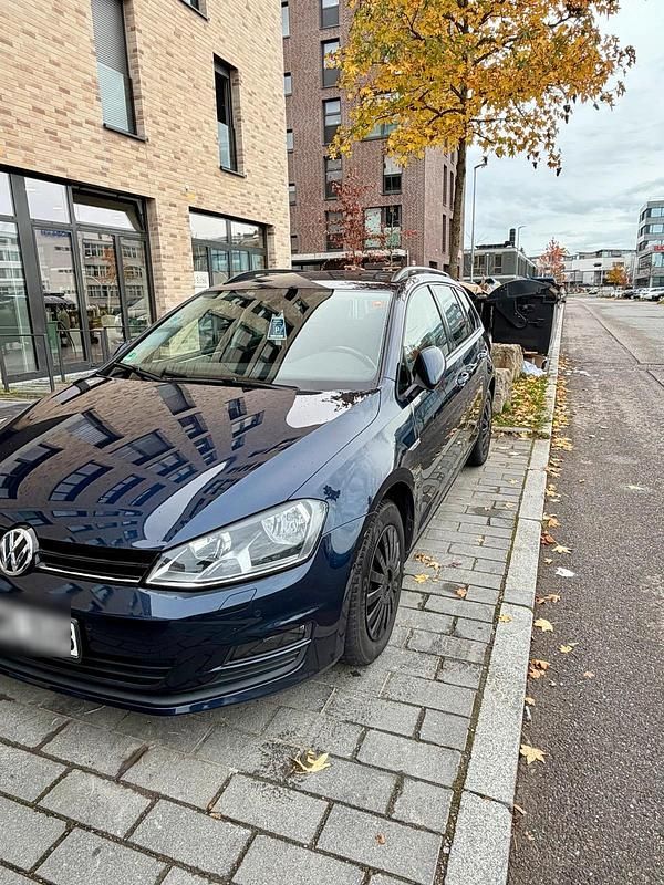 Blau Gebraucht 2014 VW Golf VII Cup Kombi | 6.200 € (Guter Preis) - Bild 1/4