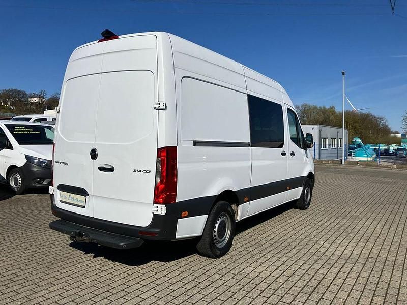 Gebraucht Mercedes Sprinter 143 PS (105 kW) 2020 Weiß Van