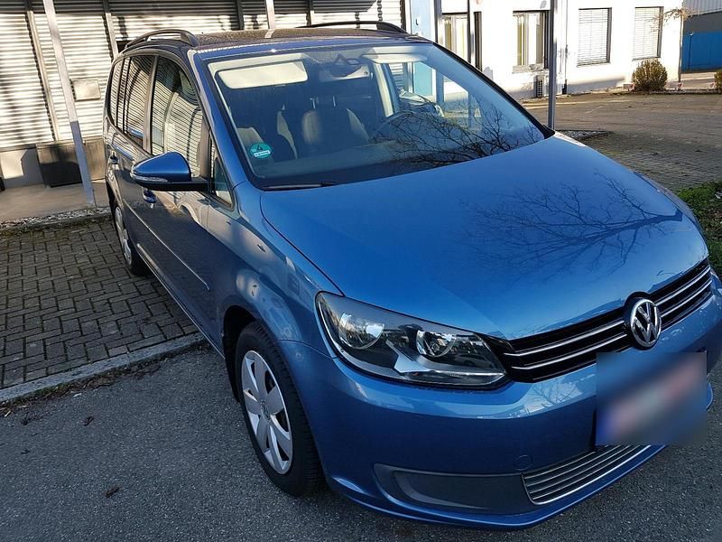 Gebraucht VW Touran 140 PS (102 kW) 2011 Blau Van / Kleinbus