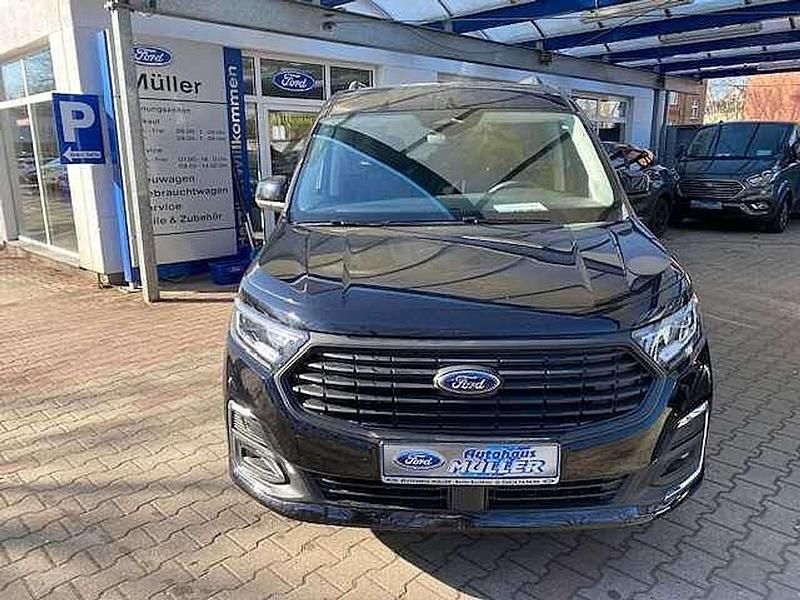 Neu Ford Tourneo Connect Titanium 116 PS (85 kW) 2026 Schwarz Van / Kleinbus