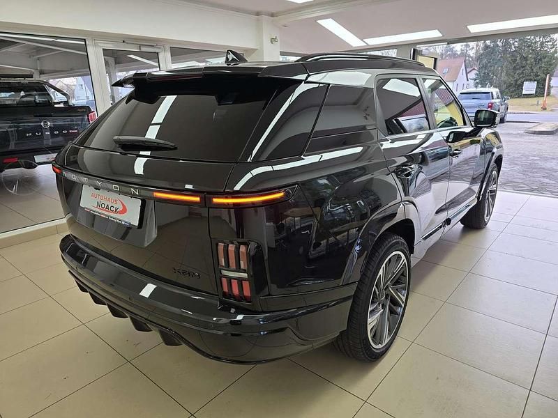 Neu SsangYong Actyon 163 PS (119 kW) 2025 Space black SUV