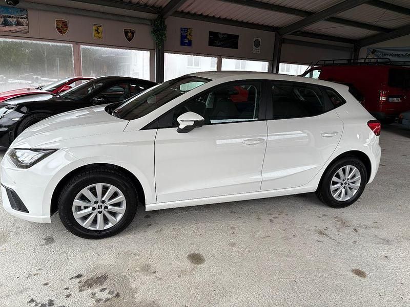 Neu Seat Ibiza Style Plus 80 PS (58 kW) 2025 Weiß Limousine
