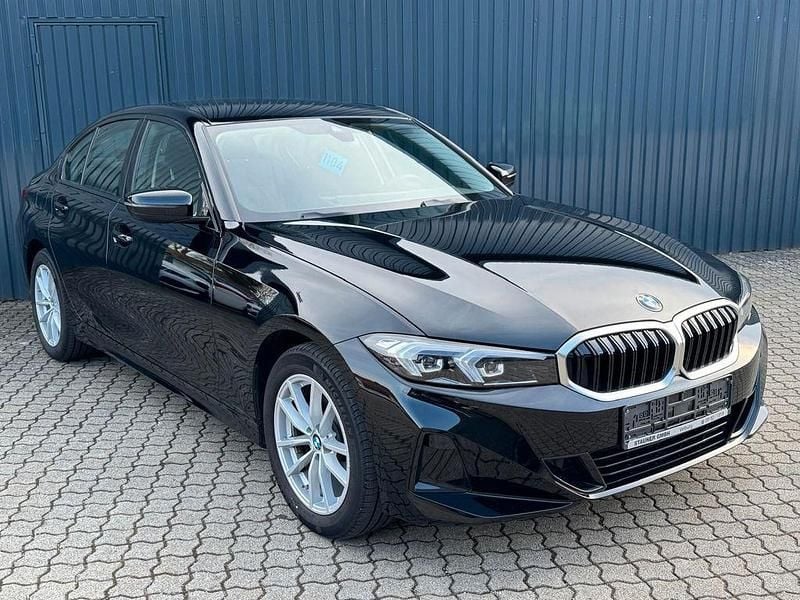 Gebraucht BMW 320 190 PS (139 kW) 2024 Schwarz Limousine