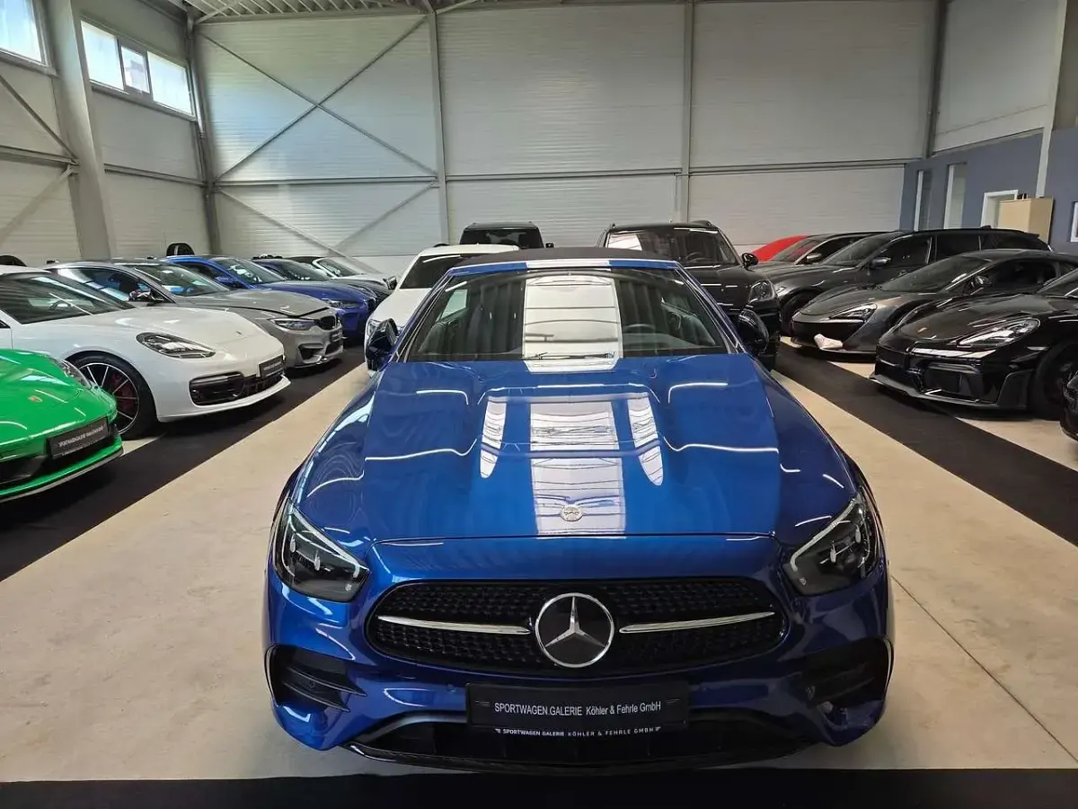 Gebraucht Mercedes E450 Edition 367 PS (269 kW) 2023 Spektralblau  metalliclack Cabrio