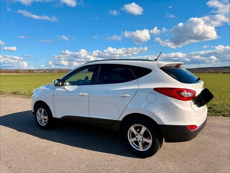 Gebraucht Hyundai ix35 Trend 166 PS (122 kW) 2014 Weiß SUV