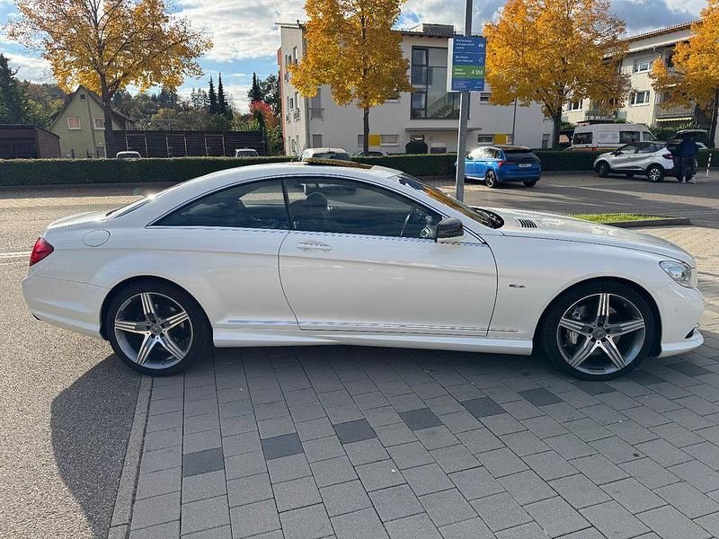 Gebraucht Mercedes CL500 Edition 435 PS (319 kW) 2012 Weiß Coupé