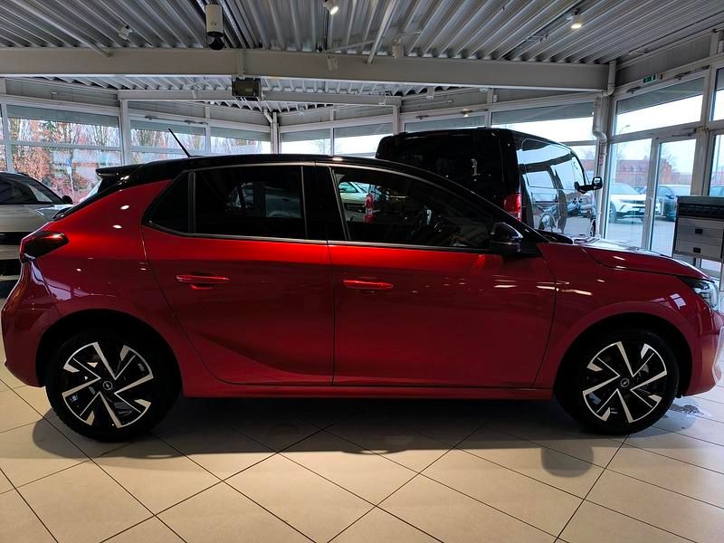 Nouă Opel Corsa 101 CP (74 kW) 2026 Roșu Hatchback