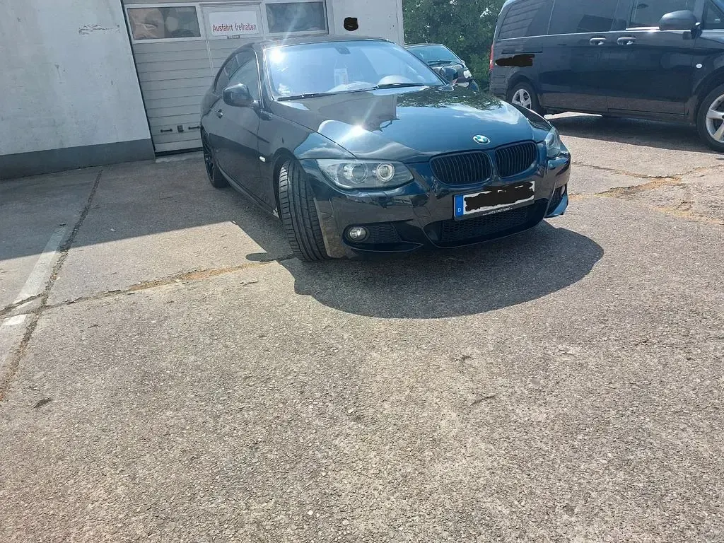 Gebraucht BMW 325 Performance 218 PS (160 kW) 2011 Schwarz Coupé