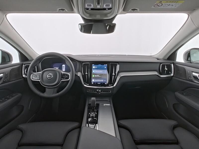 Gebraucht Volvo V60 Plus 197 PS (144 kW) 2023 Andere farbe Kombi