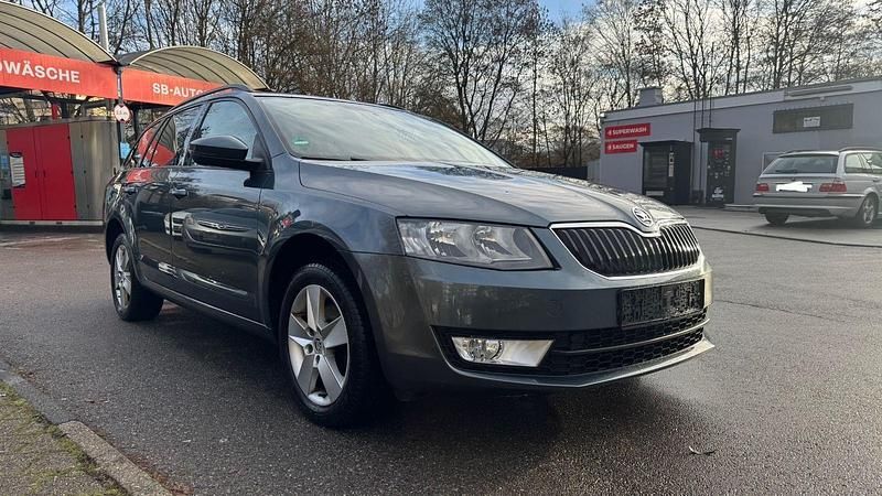 Gebraucht Skoda Octavia 150 PS (110 kW) 2015 Grau Kombi