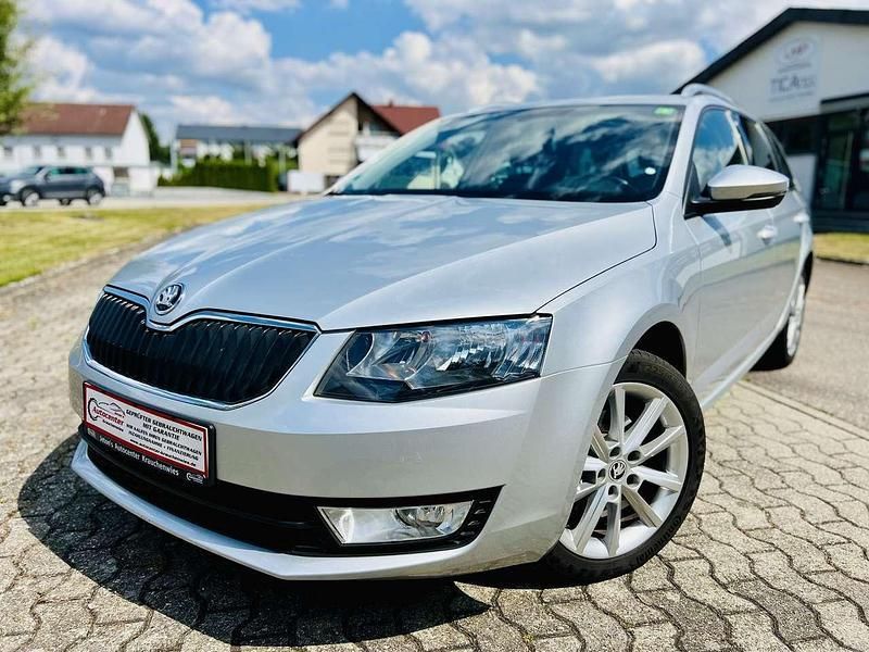 Stribrna brilliant/ brilliant Gebraucht 2015 Skoda Octavia Ambition Kombi | 10.199 € (Fairer Preis) - Bild 1/2