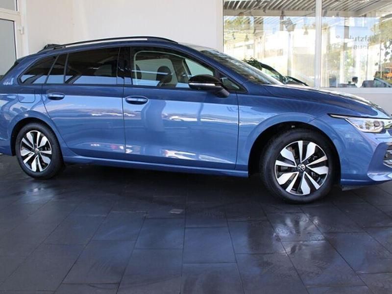 Gebraucht VW Golf VIII Goal 150 PS (110 kW) 2024 Blau Kombi