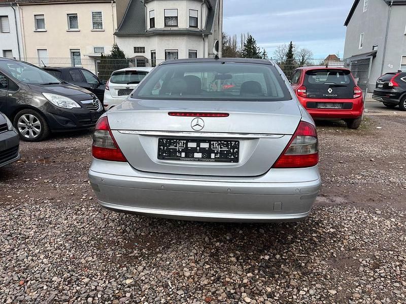 Gebraucht Mercedes E200 136 PS (100 kW) 2007 Limousine