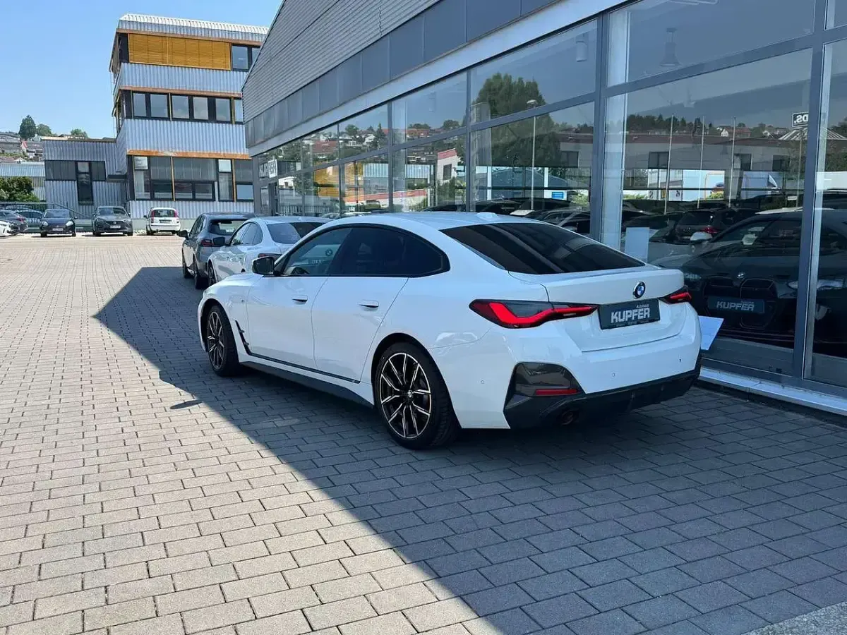 Gebraucht BMW 430 245 PS (180 kW) 2024 Alpinweiã Coupé
