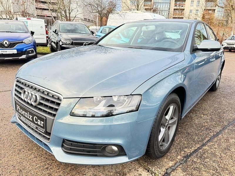 Gebraucht Audi A4 Attraction 120 PS (88 kW) 2010 Grau Limousine