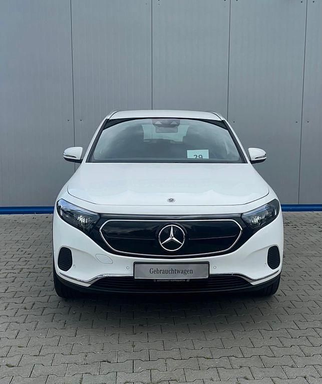 Gebraucht Mercedes EQA250 Progressive 111 kW (151 PS) 2023 Weiß SUV