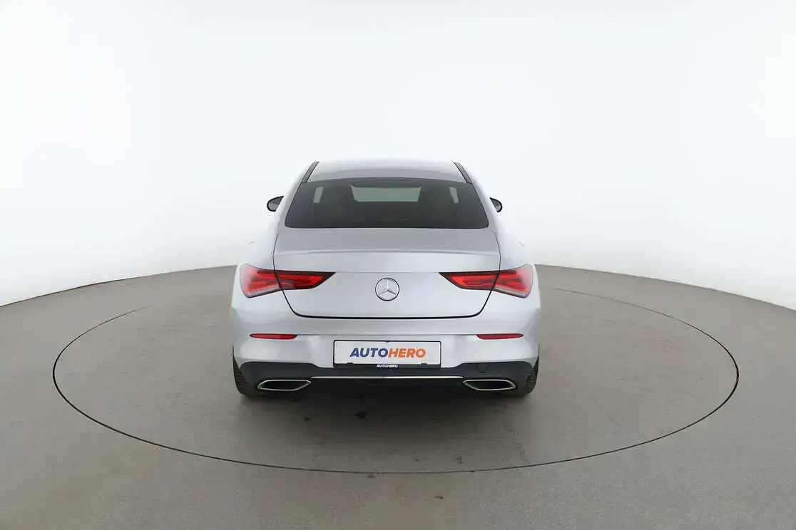 Gebraucht Mercedes CLA200 Progressive 163 PS (119 kW) 2021 Silber Limousine