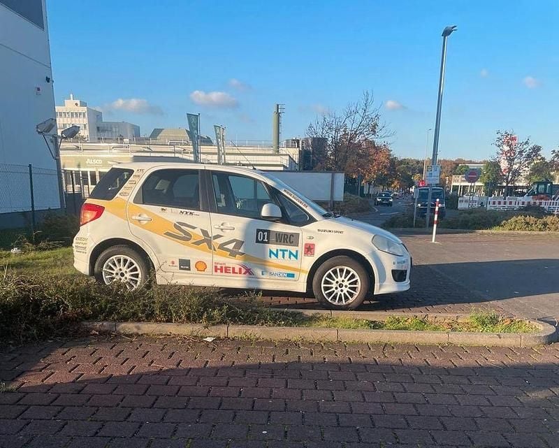 Gebraucht Suzuki SX4 Comfort 107 PS (78 kW) 2008 Weiß Limousine