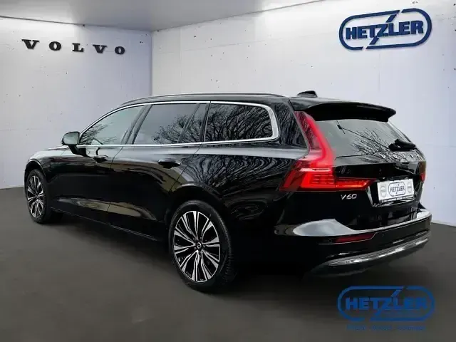 Usata Volvo V60 Plus 398 CV (292 kW) 2022 Nero Station wagon