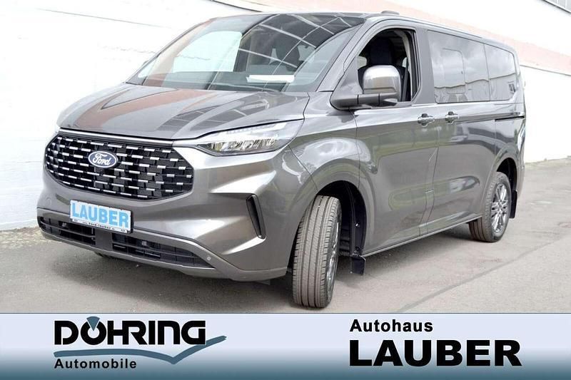 Magneticgrau Neu 2025 Ford Tourneo Titanium Kombi | 51.475 € (Fairer Preis) - Bild 1/4