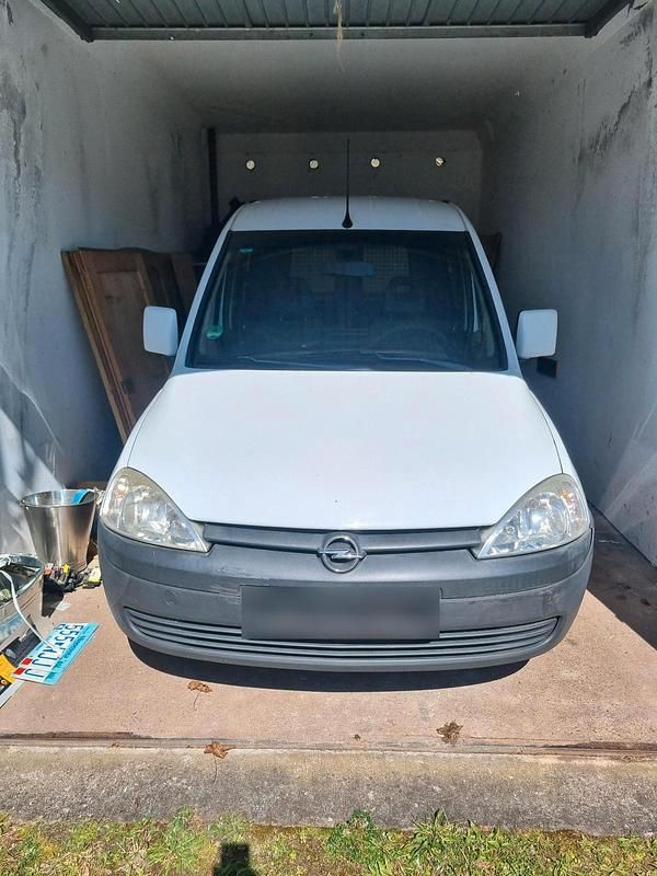 Gebraucht Opel Combo 75 PS (55 kW) 2011 Weiß Pickup