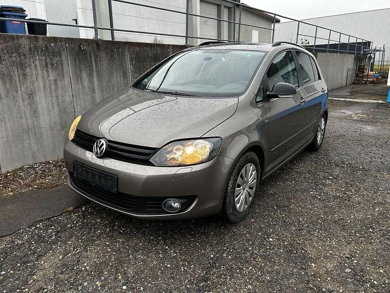 Gebraucht VW Golf VII Match 122 PS (89 kW) 2013 Braun Limousine