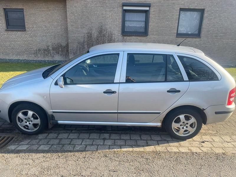 Gebraucht Skoda Fabia 74 PS (54 kW) 2003 Silber Kombi