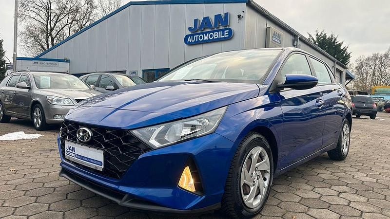 Gebraucht Hyundai i20 101 PS (74 kW) 2021 Blau Kleinwagen