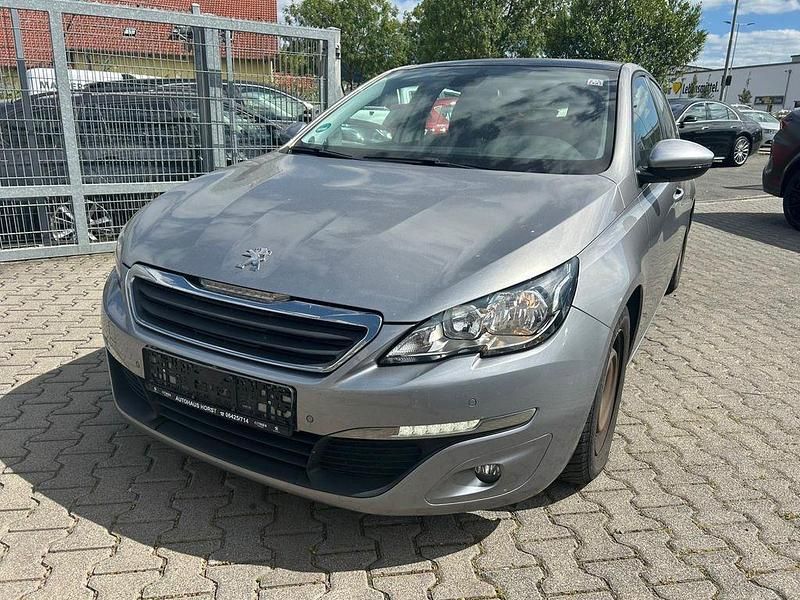 Silber Gebraucht 2014 Peugeot 308 Active Limousine | 6.400 € (Fairer Preis) - Bild 1/4
