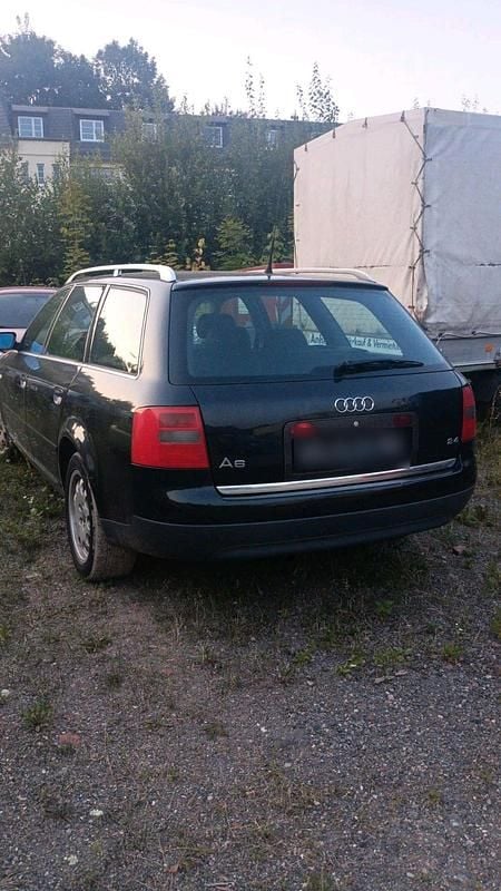 Gebraucht Audi A6 165 PS (121 kW) 2000 Schwarz Kombi