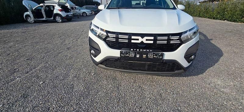 Gebraucht Dacia Sandero Stepway 91 PS (66 kW) 2023 Weiß SUV
