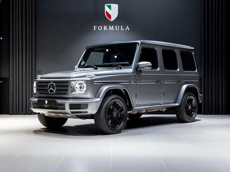 Grau Gebraucht 2018 Mercedes G500 SUV | 106.737 € (Teuer) - Bild 1/4