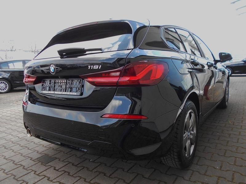 Gebraucht BMW 118 136 PS (100 kW) 2022 Schwarz Kleinwagen