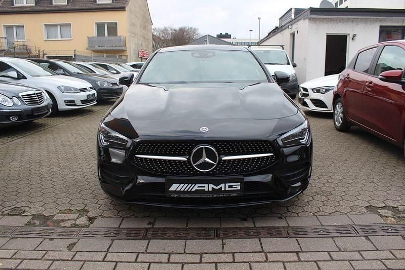 Gebraucht Mercedes CLA180 AMG line 136 PS (100 kW) 2019 Nachtschwarz Limousine