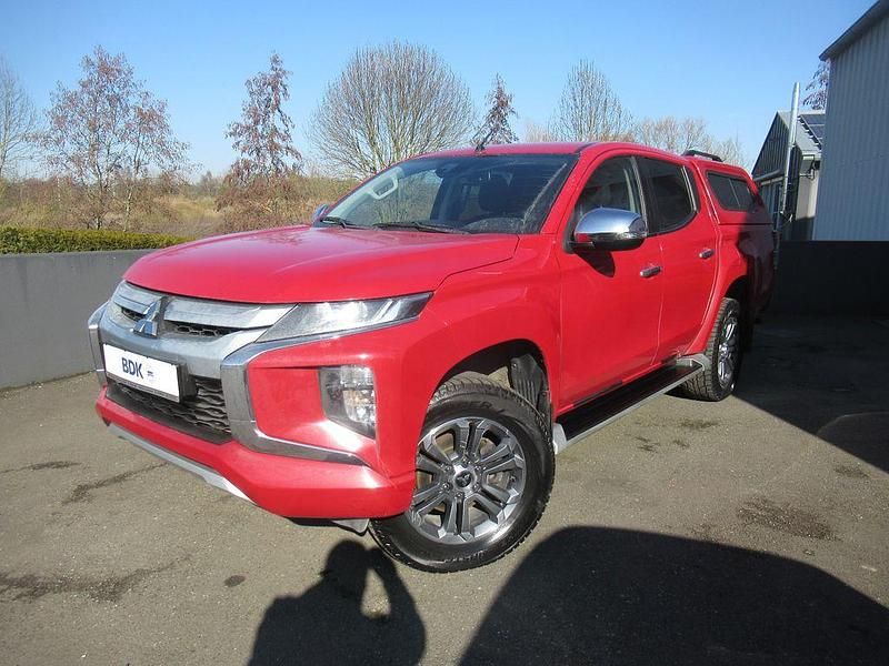 Gebraucht Mitsubishi L200 150 PS (110 kW) 2020 Rot Pickup