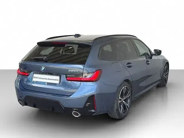 Gebraucht BMW 320 M Sport 184 PS (135 kW) 2024 Blau Limousine