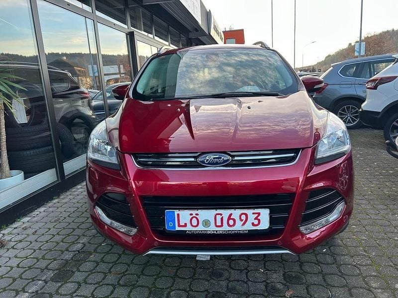 Gebraucht Ford Kuga Titanium 150 PS (110 kW) 2015 Rot SUV