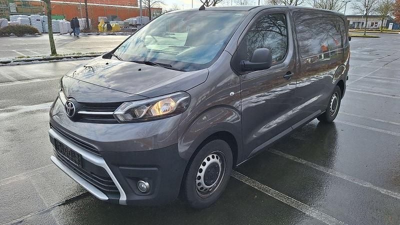 Gebraucht Toyota Proace 120 PS (88 kW) 2023 Grau Van / Kleinbus