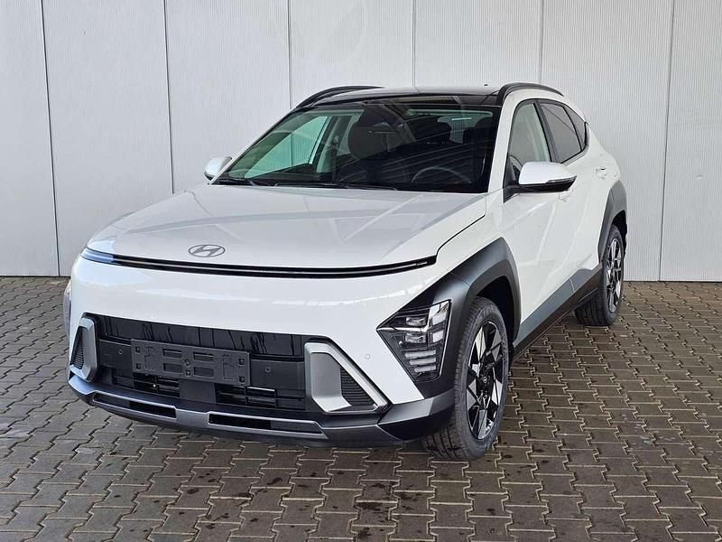 Atlas white Neu 2024 Hyundai Kona GO! SUV | 30.950 € (Fairer Preis) - Bild 1/4