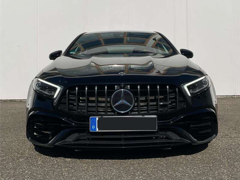 Schwarz Gebraucht 2021 Mercedes A45 AMG AMG Limousine | 44.990 € (Guter Preis) - Bild 1/4